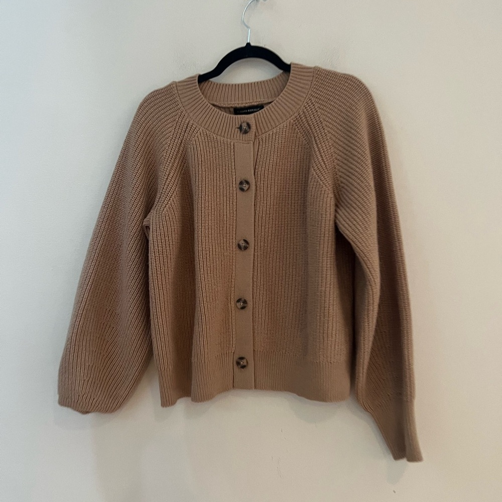 Banana Republic Women's Camel Button-Up Cardigan - Picture 5 of 12